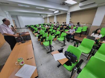 【A1-4】114.05 . 21資工系專題討論 AI萬花筒:人工智慧如何重塑世界各面向圖片