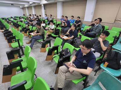 【A1-4】114.05 . 21資工系專題討論 AI萬花筒:人工智慧如何重塑世界各面向圖片