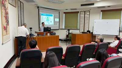 【A3-4】114.10.17連結台灣講座- AI 發展的趨勢及台灣AI推動的政策圖片