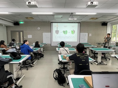 【A4-1】114.5.1-5.15 Personal Branding and Portfolio- Navigating Your Next Chapter: From Graduation to Purposeful Career圖片