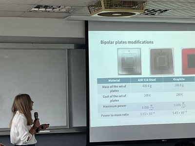 【A1-3】114.09.26 化生系114-1「專題討論」演講 -「Chemical Engineering Insights into Advanced Concepts for Low-Temperature Electrolyzers」圖片