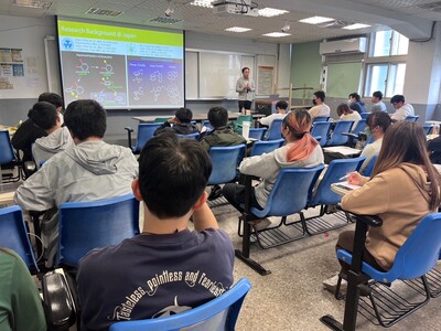 【A1-3】112.11.16 化生系112-1 化生概論專題講座-李長榮化學工業股份有限公司 吳威毅資深經理「專注創新、綠色未來」圖片