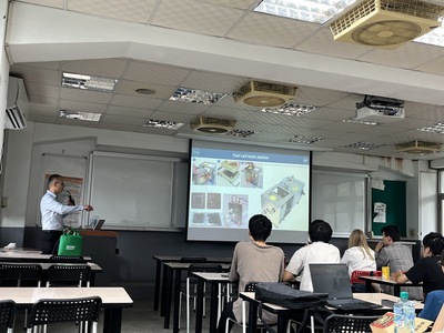【A1-3】114.09.26 化生系114-1 學術專題演講 -「Carbon nanostructures as efficient supports for catalysts in DFAFC」圖片