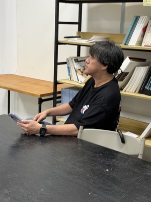 業師聽學生簡報圖片