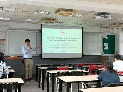 【A1-3】114.12.12 化生系114-1「專題討論」專題講座 -「Cold Plasma Processes for the Preparation of Functional Surfaces and Biomaterials」圖片