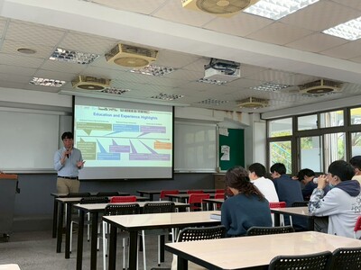 【A1-3】114.12.12 化生系114-1「專題討論」專題講座 -「Cold Plasma Processes for the Preparation of Functional Surfaces and Biomaterials」圖片