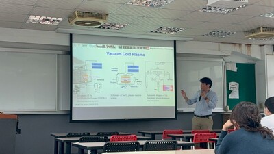 【A1-3】114.12.12 化生系114-1「專題討論」專題講座 -「Cold Plasma Processes for the Preparation of Functional Surfaces and Biomaterials」圖片