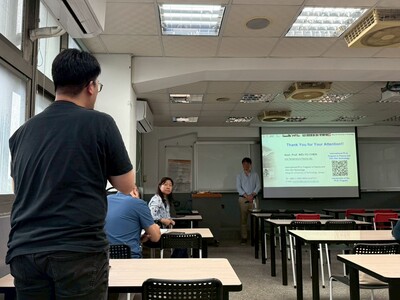 【A1-3】114.12.12 化生系114-1「專題討論」專題講座 -「Cold Plasma Processes for the Preparation of Functional Surfaces and Biomaterials」圖片