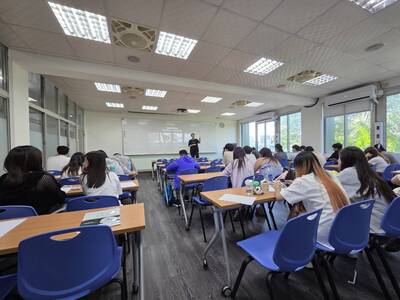 講師分享過程圖片