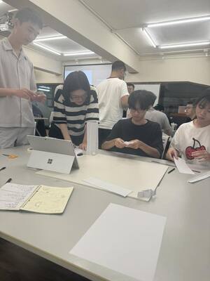 【B2-1】114.09.17 數位自造者課程業師協同教學—滾球軌道設計挑戰圖片