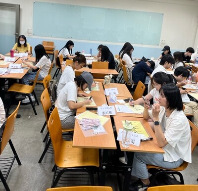 【A2-1】114.12.16 日語語法與句型（三）：我的AI日語學伴 人機協作學習記錄與心得中日文作文比賽圖片