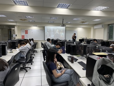 講師分享過程圖片