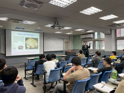 【A1-3】114.11.03 化生系114-1「化工生技概論」專題講座 -「基因、神經與大腦」圖片